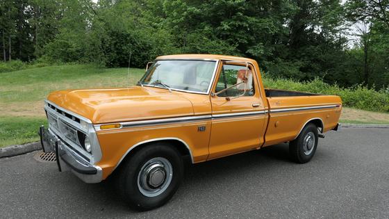 1976 Ford F-250 Custom 4-Speed