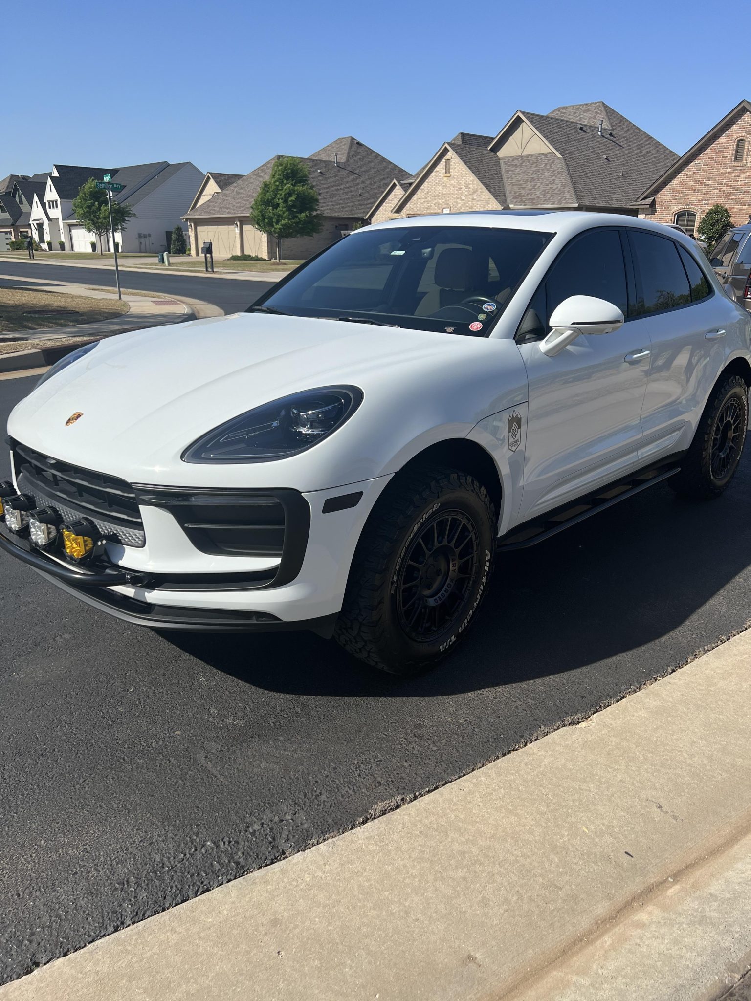 2022 Porsche Macan Off-Road Modifications by Eurowise