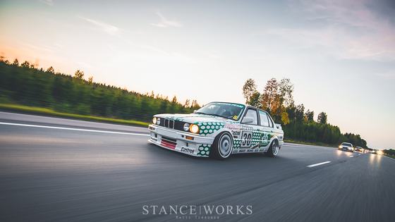BMW E30 by Mikael Laukkanen