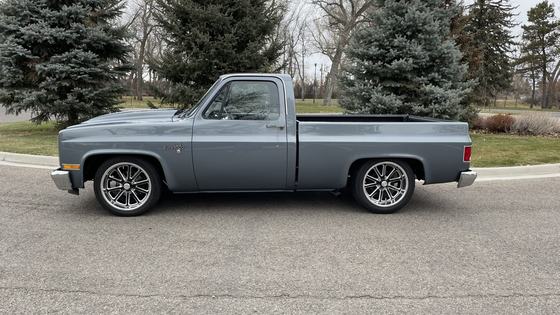 Modified 1986 Chevrolet C10 Silverado