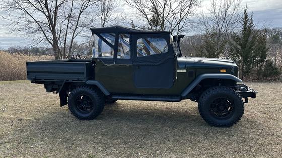 1977 Toyota Land Cruiser FJ40 Pickup Conversion